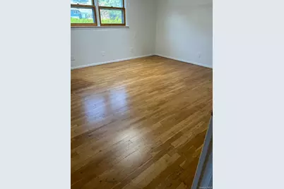 66 Laron Drive, New Rochelle, NY 10804 - Photo 27