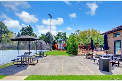 100 Daly Boulevard #2005, Oceanside, NY 11572 - Photo 43