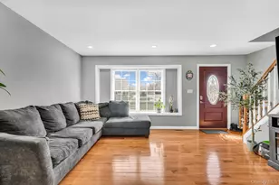 232 30th St, Lindenhurst, NY 11757 - Photo 23