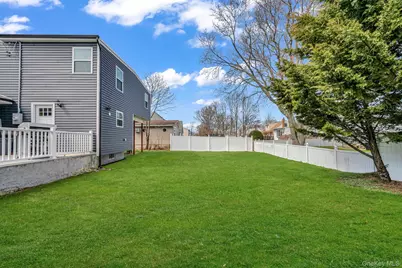 232 30th Street, Lindenhurst, NY 11757 - Photo 39