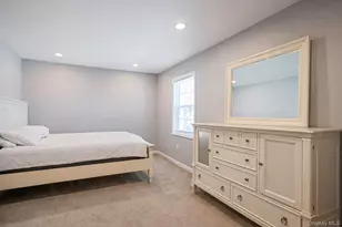 232 30th St, Lindenhurst, NY 11757 - Photo 7