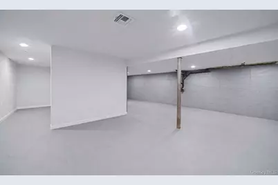 232 30th Street, Lindenhurst, NY 11757 - Photo 29