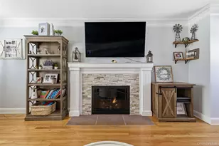 2450 Yorktown St, Oceanside, NY 11572 - Photo 9