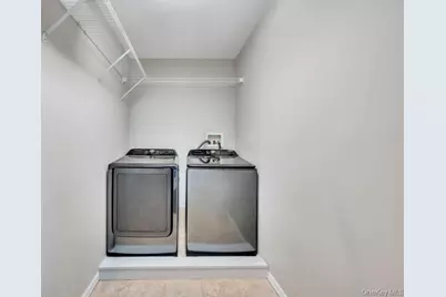 15 E Shore Drive, Babylon, NY 11702 - Photo 33