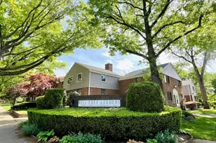 216-37 68th Ave, Oakland Gardens, NY 11364 - Photo 17