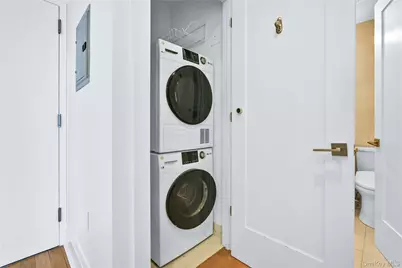 2343 31st Road #3B, Astoria, NY 11106 - Photo 15