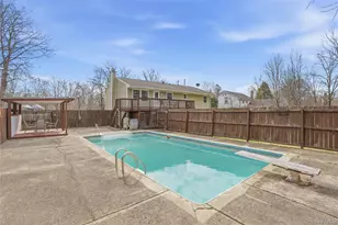 227 Lakeside Rd, Newburgh, NY 12550 - Photo 9