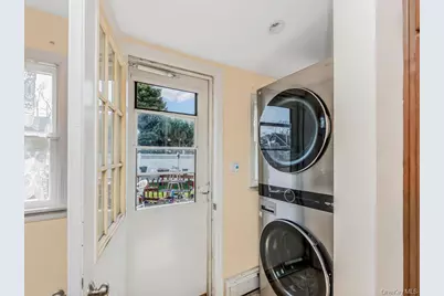 159 Montgomery Avenue, Oceanside, NY 11572 - Photo 19