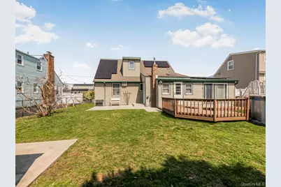 159 Montgomery Avenue, Oceanside, NY 11572 - Photo 21