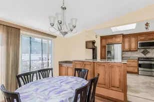 159 Montgomery Ave, Oceanside, NY 11572 - Photo 11