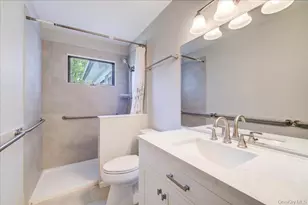 84 Guernsey Dr, New Windsor, NY 12553 - Photo 15