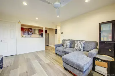 135-46 Grand Central Parkway #4C, Briarwood, NY 11435 - Photo 5