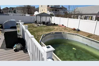 7 Meyer Avenue, Lawrence, NY 11559 - Photo 25