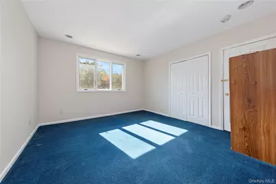 7157 Douglaston Parkway, Little Neck, NY 11362 - Photo 17