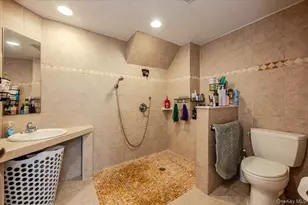 806 E Chester St, Long Beach, NY 11561 - Photo 19