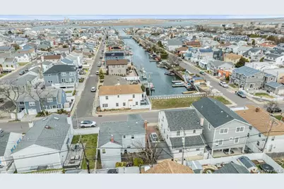 806 E Chester Street, Long Beach, NY 11561 - Photo 11