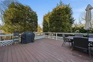 39 Memorial Blvd, East Moriches, NY 11940 - Photo 37