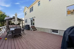 39 Memorial Blvd, East Moriches, NY 11940 - Photo 35