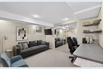 23 Coronet Lane, Plainview, NY 11803 - Photo 19