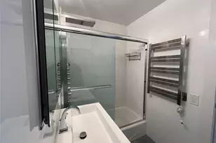 666 Pelham Rd, New Rochelle, NY 10805 - Photo 13