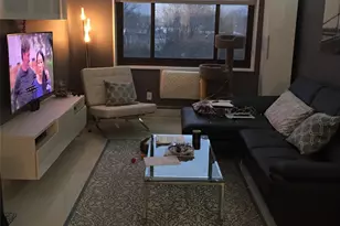 666 Pelham Rd, New Rochelle, NY 10805 - Photo 7