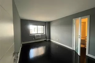 666 Pelham Rd, New Rochelle, NY 10805 - Photo 15