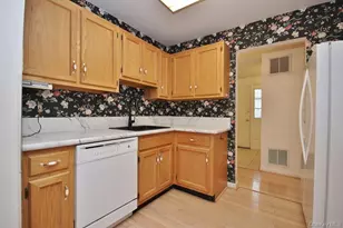 201 Bentley Ct, Brewster, NY 10509 - Photo 13