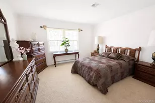 64 Enfield Ct, Ridge, NY 11961 - Photo 9