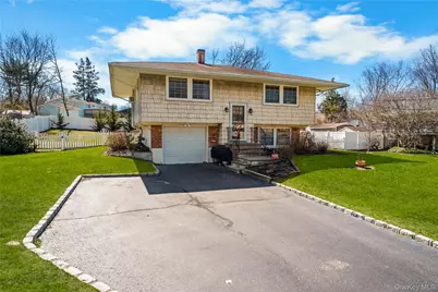 18 Lynx Lane, East Setauket, NY 11733 - Photo 3