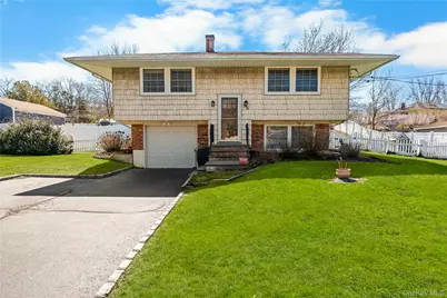 18 Lynx Lane, East Setauket, NY 11733 - Photo 1