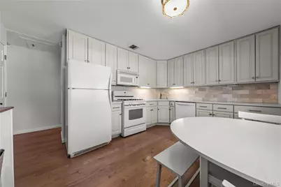 18 Lynx Lane, East Setauket, NY 11733 - Photo 5