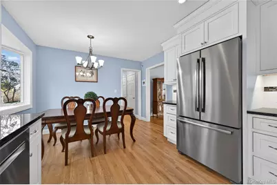 31 Fairfields Lane, Huntington Station, NY 11746 - Photo 7