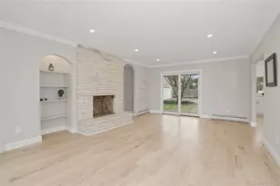 11 Levon Ln, Miller Place, NY 11764 - Photo 9