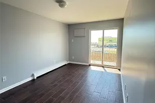 96-18 Shore Front Pkwy, Rockaway Beach, NY 11693 - Photo 17