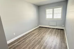 96-18 Shore Front Pkwy, Rockaway Beach, NY 11693 - Photo 5