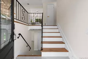 12 Deans Ln, Bayville, NY 11709 - Photo 3