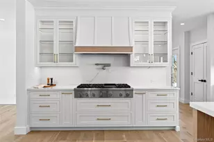 43 Hilltop Ln, Thornwood, NY 10594 - Photo 11