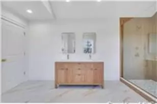 87 West Ave, Hicksville, NY 11801 - Photo 21