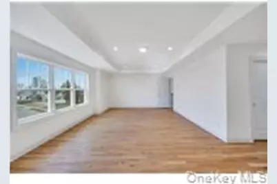87 West Avenue, Hicksville, NY 11801 - Photo 17