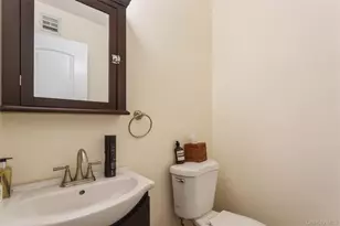 271 Arthur St, Freeport, NY 11520 - Photo 29