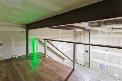 271 Arthur Street, Freeport, NY 11520 - Photo 33