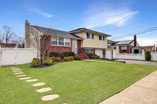 4 David Dr, Farmingdale, NY 11735 - Photo 3