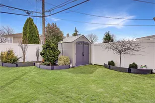 4 David Dr, Farmingdale, NY 11735 - Photo 33