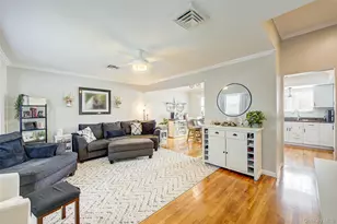 4 David Dr, Farmingdale, NY 11735 - Photo 9