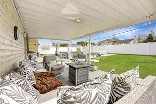 4 David Dr, Farmingdale, NY 11735 - Photo 7