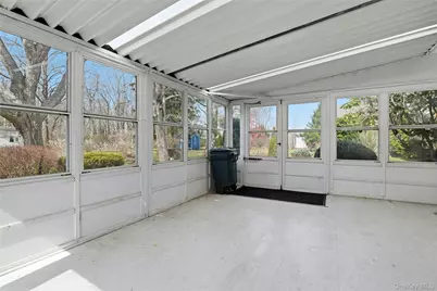 110 Macon Avenue, Sayville, NY 11782 - Photo 31