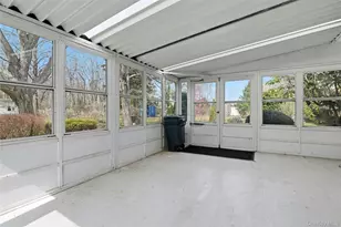 110 Macon Ave, Sayville, NY 11782 - Photo 31