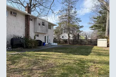 91 Putnam Avenue, West Babylon, NY 11704 - Photo 3