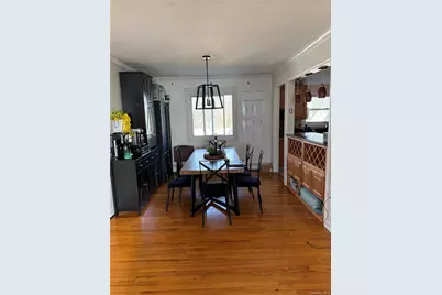 91 Putnam Avenue, West Babylon, NY 11704 - Photo 7