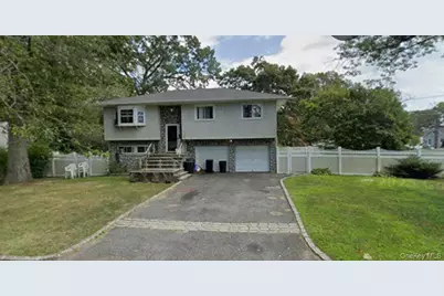 91 Putnam Avenue, West Babylon, NY 11704 - Photo 1